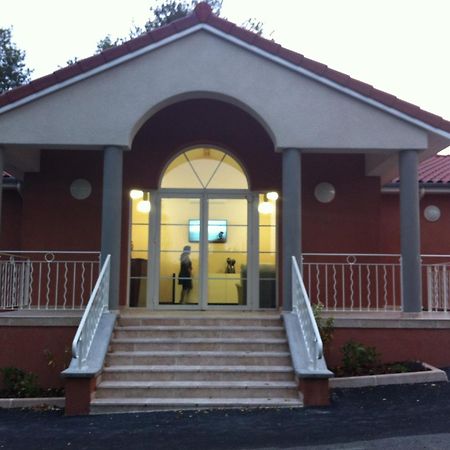 Hostellerie Del Matin Calme Montverdun Luaran gambar
