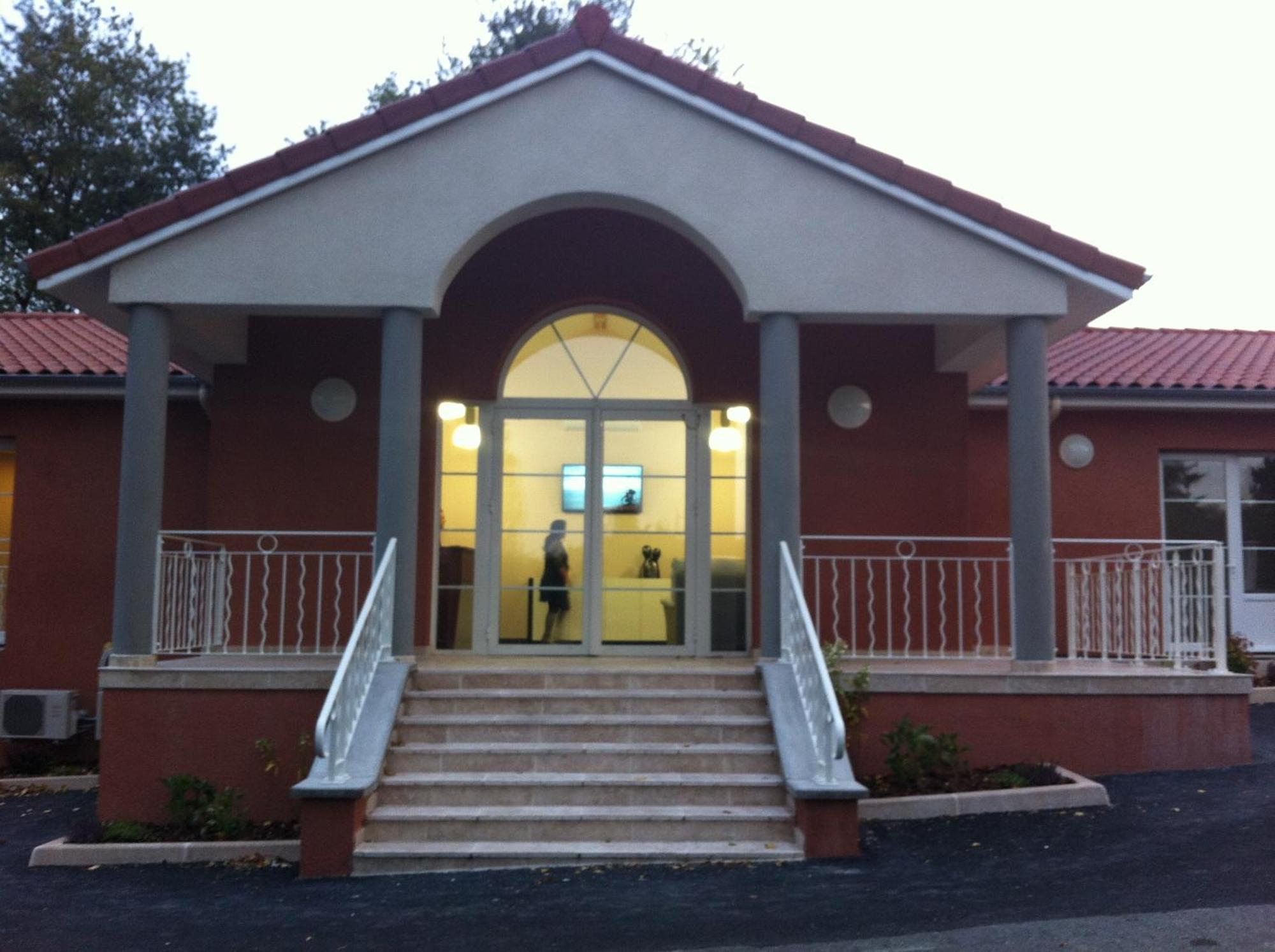 Hostellerie Del Matin Calme Montverdun Luaran gambar