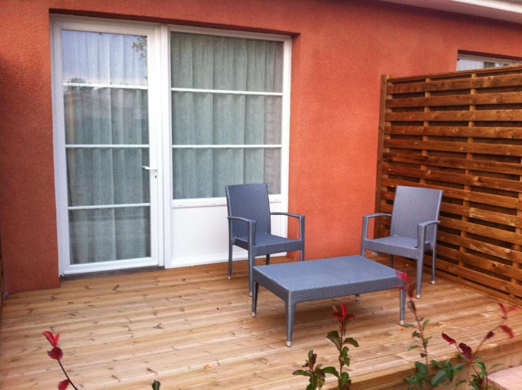 Hostellerie Del Matin Calme Montverdun Bilik gambar