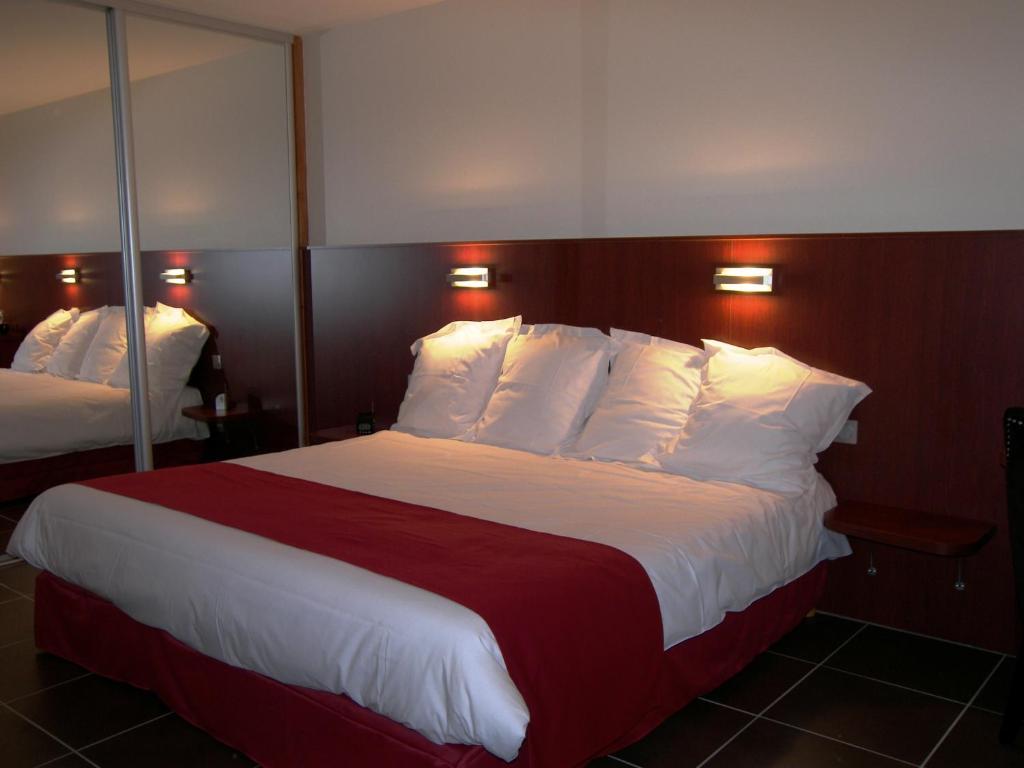 Hostellerie Del Matin Calme Montverdun Luaran gambar